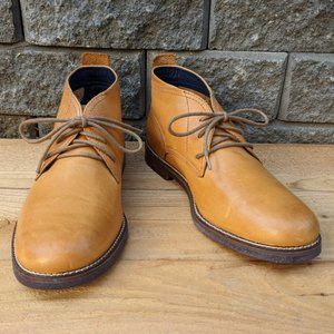 Cole Haan Men’s 9.5 M Air Charles Chukka Boots Desert Gold Leather